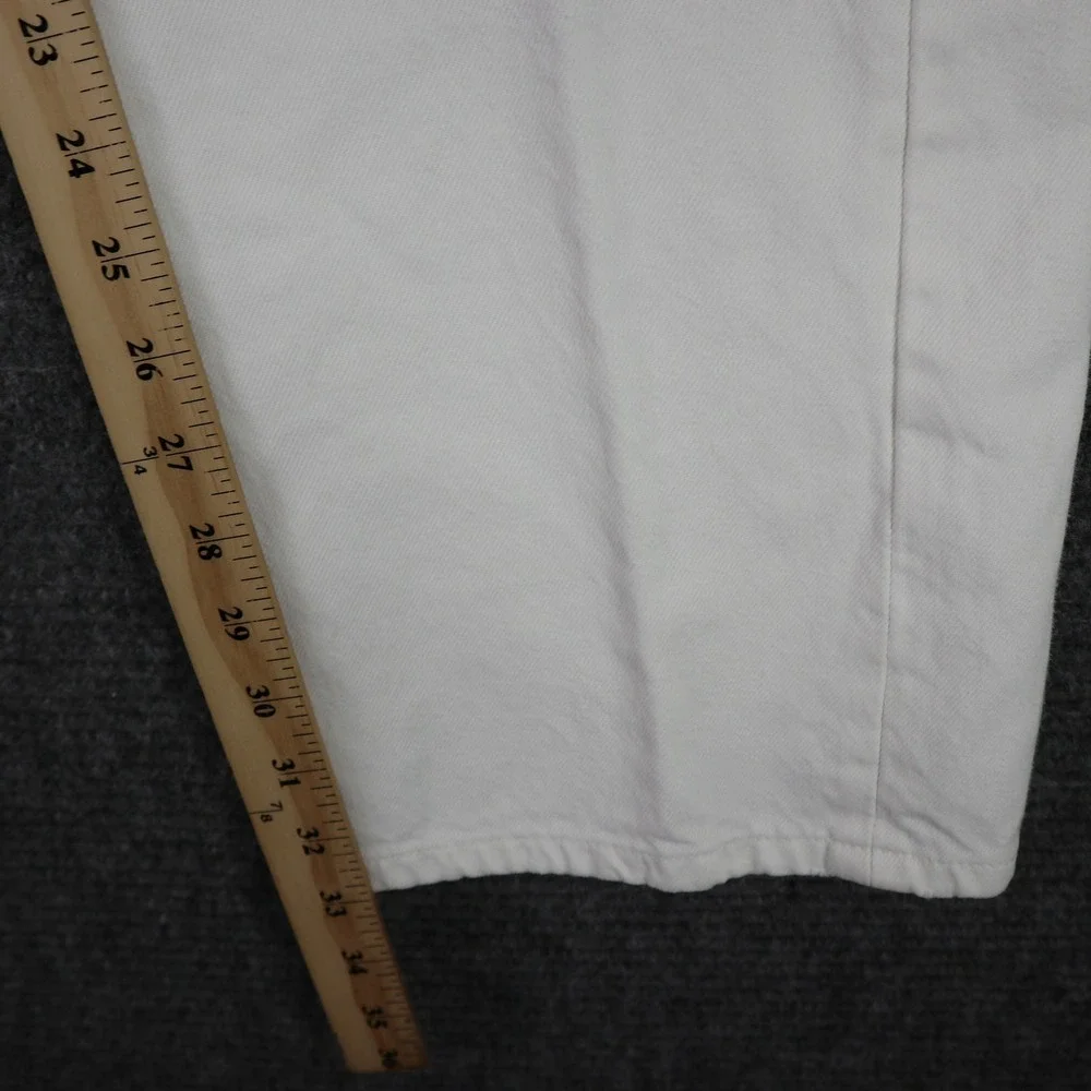 Levis small holes